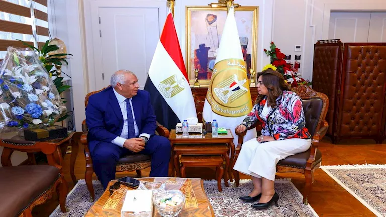 وزيرة التنمية المحلية تراقب مشاريع حياة كريمة وتوفير السلع في الوادي ال وزيرة التنمية المحلية تراقب مشاريع حياة كريمة وتوفير السلع في الوادي ال