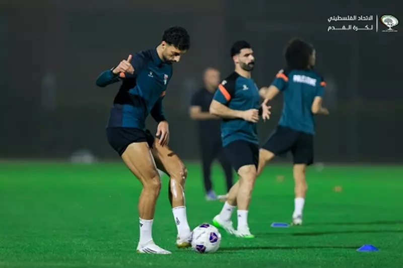 وسام أبو علي: يجب أن نتوحد في اللعب ضد الكويت، والشعب الفلسطيني يراهن علينا. وسام أبو علي: يجب أن نتوحد في اللعب ضد الكويت، والشعب الفلسطيني يراهن علينا.