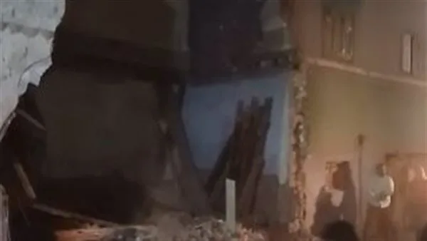 وفاة شخص وإصابة 9 جراء انهيار سقف مخزن جلود في البحيرة وفاة شخص وإصابة 9 جراء انهيار سقف مخزن جلود في البحيرة