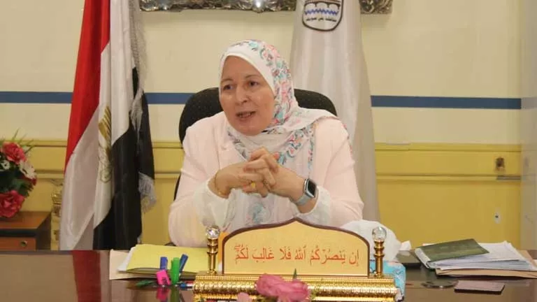 وكيل وزارة التعليم ببني سويف: “لا تدفعوا أموالاً للحصول على النتائج” وكيل وزارة التعليم ببني سويف: “لا تدفعوا أموالاً للحصول على النتائج”
