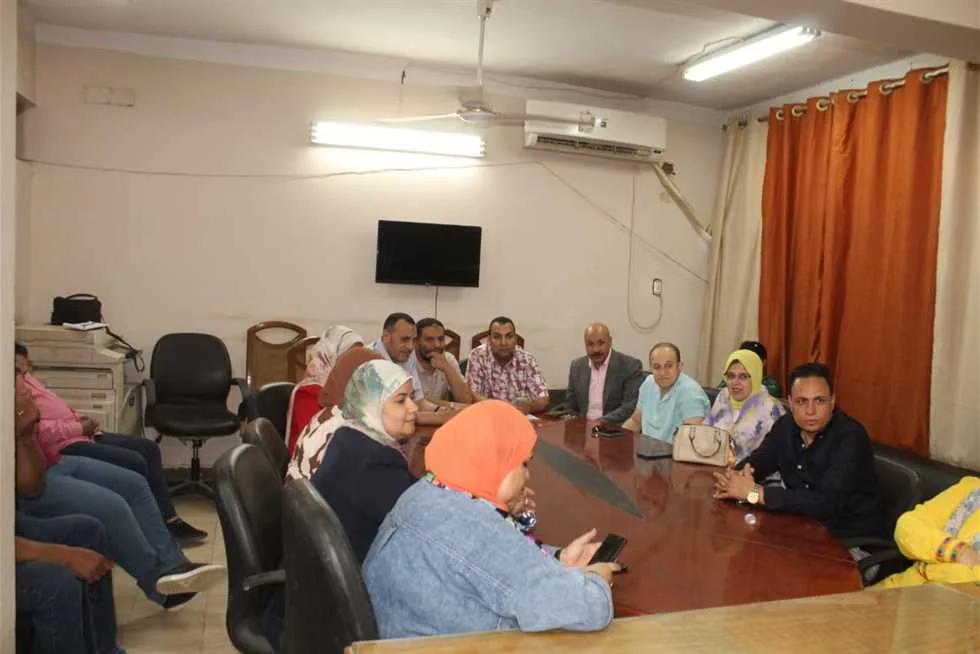 وكيل وزارة الصحة في بني سويف يزور مستشفى الواسطي المركزي ويدعو للتحقيق مع المقصرين وكيل وزارة الصحة في بني سويف يزور مستشفى الواسطي المركزي ويدعو للتحقيق مع المقصرين