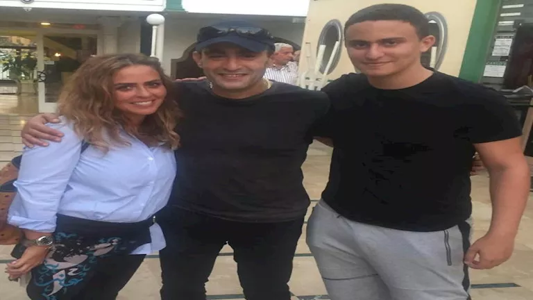 ياسين أحمد السقا يزيل صور والدته مها الصغير من حسابه على “إنستجرام” ياسين أحمد السقا يزيل صور والدته مها الصغير من حسابه على “إنستجرام”