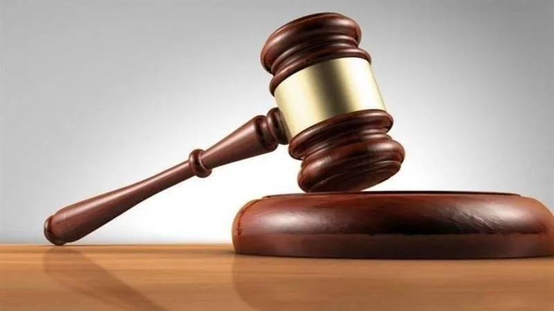 يقدم سيارة مملوكة لشخص آخر للبيع يقدم سيارة مملوكة لشخص آخر للبيع