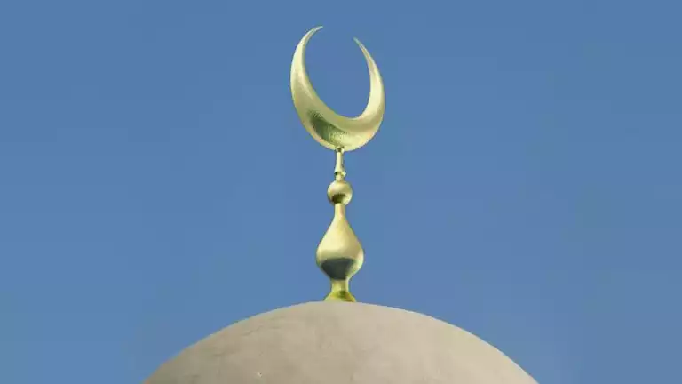 يوم عرفة: توقيت أذان المغرب يوم الخميس 9 ذي الحجة 2025 يوم عرفة: توقيت أذان المغرب يوم الخميس 9 ذي الحجة 2025
